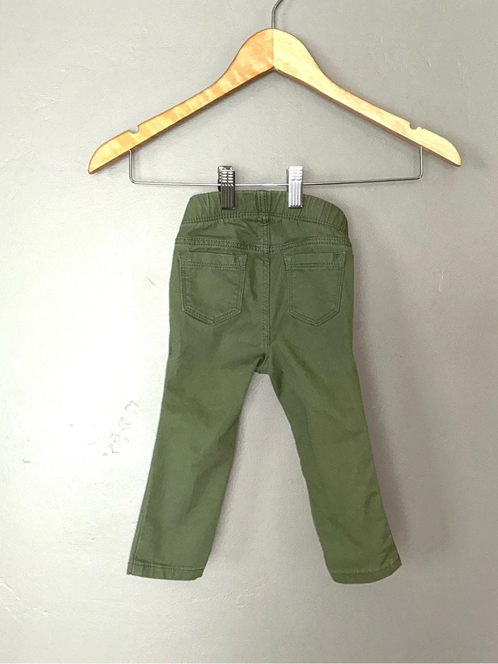 Old Navy 18-24M Olive Army Green Khaki Toddler Pants Classic Preppy Fall Moto